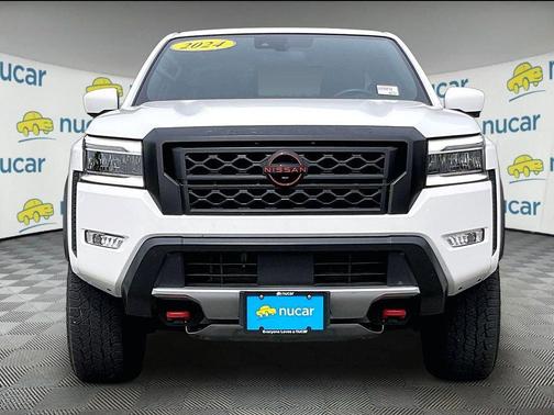 Glacier White 2024 Nissan Frontier PRO-4X