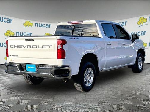 Summit White 2023 Chevrolet Silverado 1500 LT