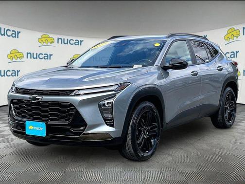 Sterling Gray Metallic 2024 Chevrolet Trax FWD ACTIV