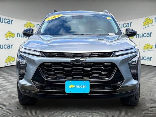 Sterling Gray Metallic 2024 Chevrolet Trax FWD ACTIV