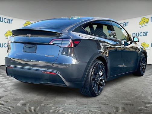 2024 Tesla Model Y Performance Dual Motor All-Wheel Drive