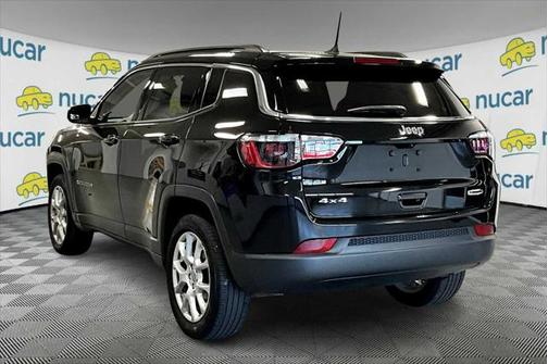 2022 Jeep Compass Latitude Lux