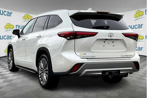 2021 Toyota Highlander Platinum