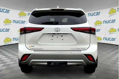 2021 Toyota Highlander Platinum