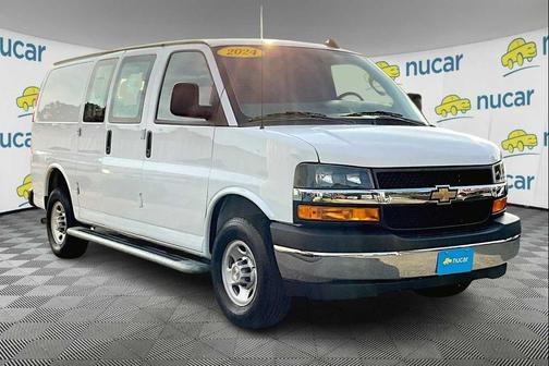 2024 Chevrolet Express 2500 RWD 2500 Regular Wheelbase WT