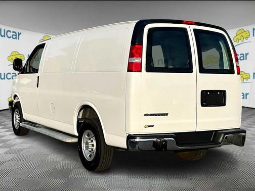 2024 Chevrolet Express 2500 RWD 2500 Regular Wheelbase WT