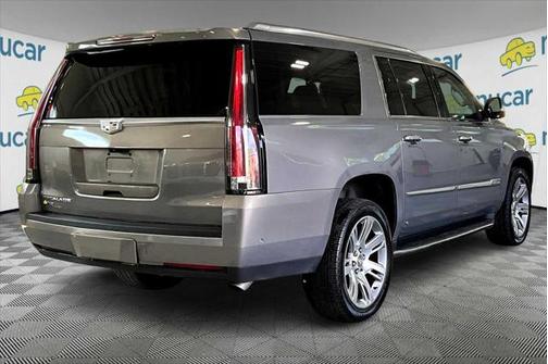 2019 Cadillac Escalade ESV Luxury