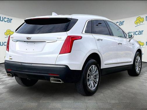 Crystal White Tricoat 2019 Cadillac XT5 Luxury