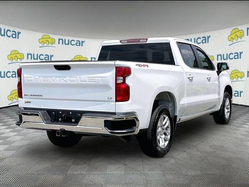 Summit White 2023 Chevrolet Silverado 1500 LT