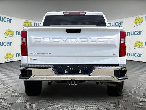 Summit White 2023 Chevrolet Silverado 1500 LT