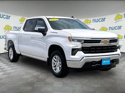 Summit White 2023 Chevrolet Silverado 1500 LT