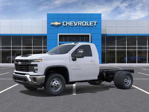 Summit White 2026 Chevrolet Silverado 3500 WT