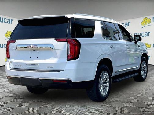 Summit White 2023 GMC Yukon SLT