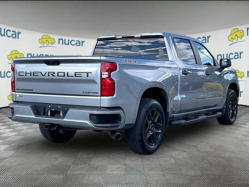 Sterling Gray Metallic 2023 Chevrolet Silverado 1500 Custom