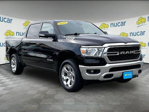 Diamond Black Crystal Pearlcoat 2022 RAM 1500 Big Horn/Lone Star