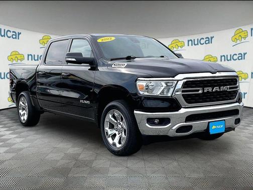 Diamond Black Crystal Pearlcoat 2022 RAM 1500 Big Horn/Lone Star