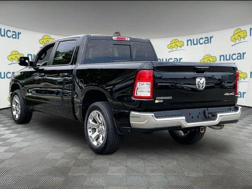 Diamond Black Crystal Pearlcoat 2022 RAM 1500 Big Horn/Lone Star