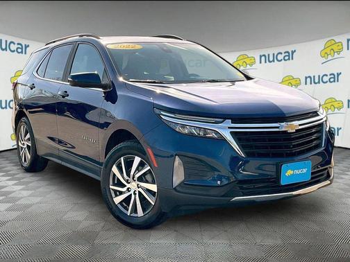 Blue Glow Metallic 2022 Chevrolet Equinox 1LT