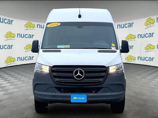 2024 Mercedes-Benz Sprinter 2500 