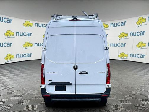 White 2024 Mercedes-Benz Sprinter 2500 Crew 170 WB