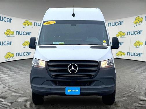 White 2024 Mercedes-Benz Sprinter 2500 Crew 170 WB