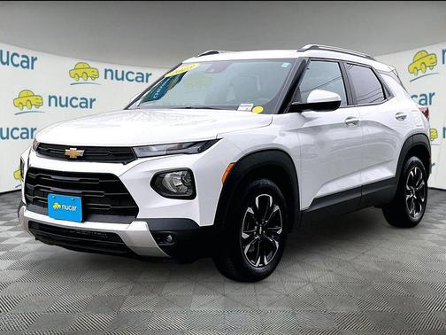 Summit White 2023 Chevrolet Trailblazer LT