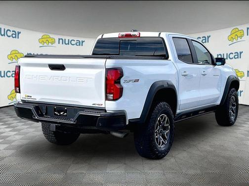 Summit White 2024 Chevrolet Colorado ZR2