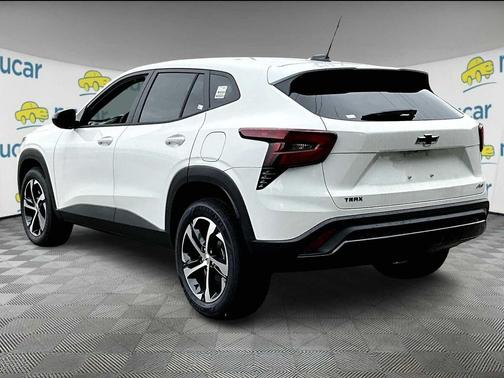 2025 Chevrolet Trax FWD 1RS