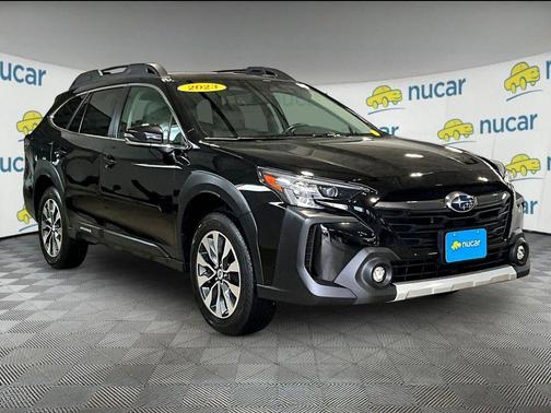 Crystal Black Silica 2023 Subaru Outback Limited
