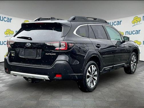 Crystal Black Silica 2023 Subaru Outback Limited