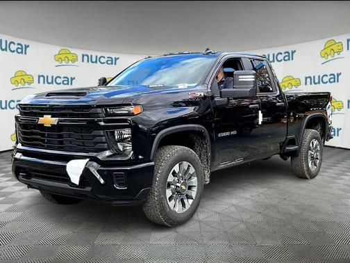 2026 Chevrolet Silverado 2500 Custom