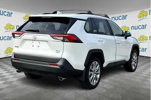 2022 Toyota RAV4 XLE Premium
