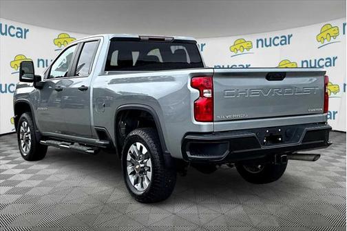 2024 Chevrolet Silverado 2500 Custom