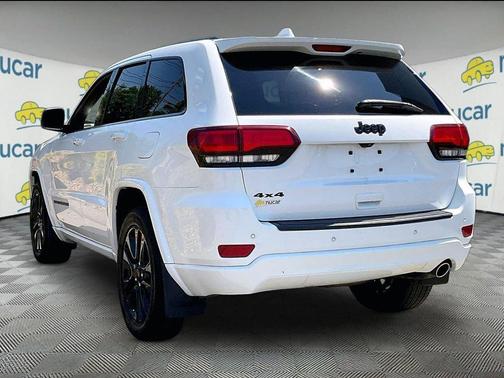Bright White Clearcoat 2018 Jeep Grand Cherokee Altitude