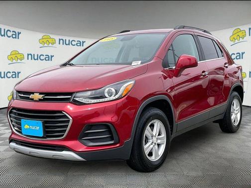 Red 2018 Chevrolet Trax LT