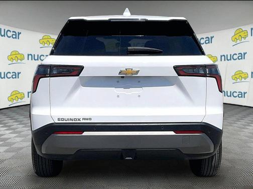 White 2025 Chevrolet Equinox 1LT