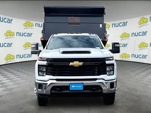 Summit White 2026 Chevrolet Silverado 3500 WT