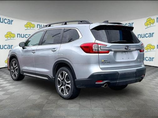 Ice Silver Metallic 2023 Subaru Ascent Limited 7-Passenger