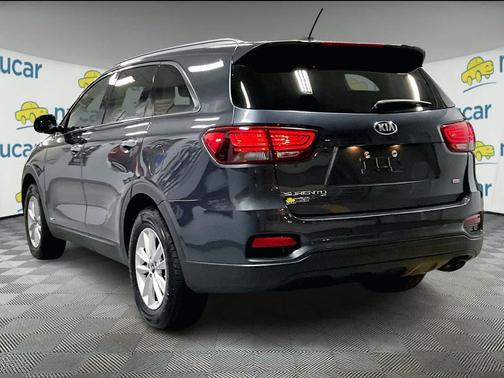 2020 Kia Sorento LX