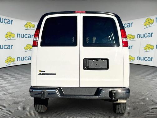 2024 Chevrolet Express 2500 RWD 2500 Regular Wheelbase WT