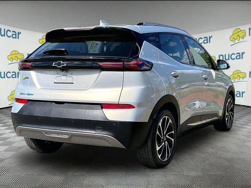 Silver Flare Metallic 2023 Chevrolet Bolt EUV FWD Premier