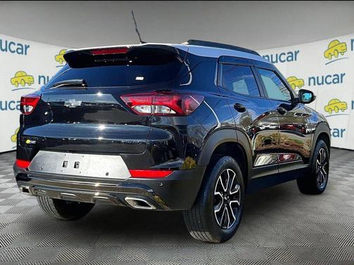 Mosaic Black Metallic 2022 Chevrolet Trailblazer ACTIV