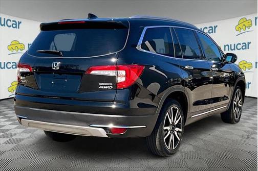 2021 Honda Pilot Touring 8-Passenger