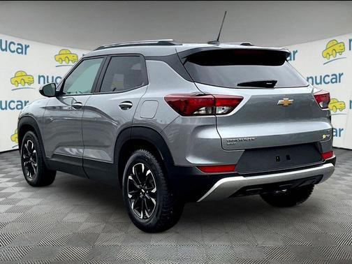 Sterling Gray Metallic 2023 Chevrolet Trailblazer LT