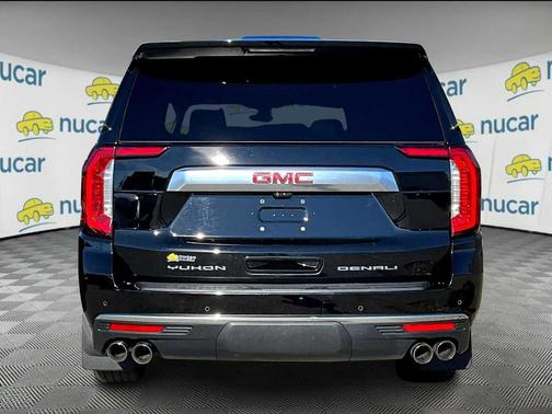 2022 GMC Yukon XL Denali