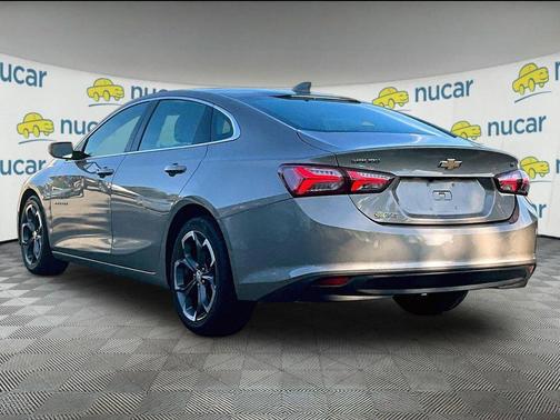 Mineral Gray Metallic 2022 Chevrolet Malibu FWD LT