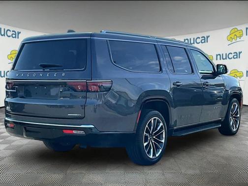 Baltic Gray Metallic Clearcoat 2023 Jeep Wagoneer L Series II 4x4