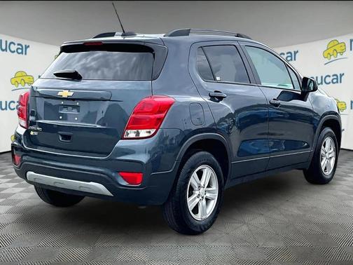 Gray 2022 Chevrolet Trax LT