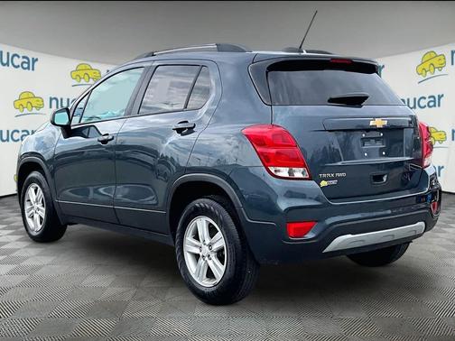 Gray 2022 Chevrolet Trax LT