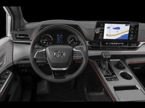 2021 Toyota Sienna XSE 7 Passenger